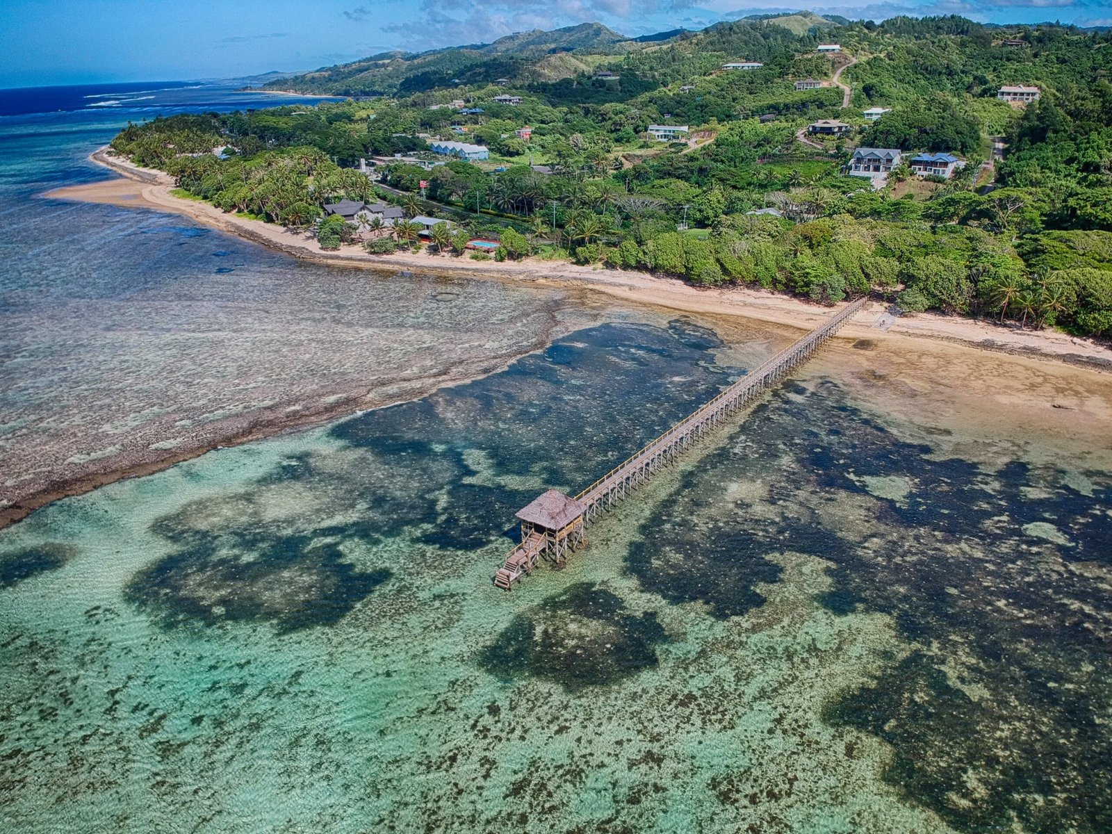 Customized  Return Transfers From Airport to Maui Bay Coral Coast
