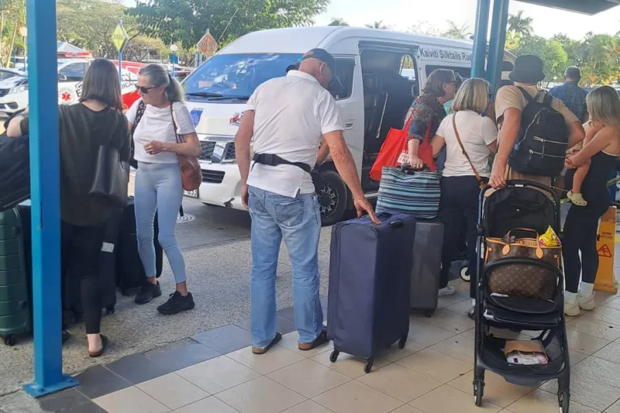 Nadi Airport Transfers To Denarau Hotels Fiji